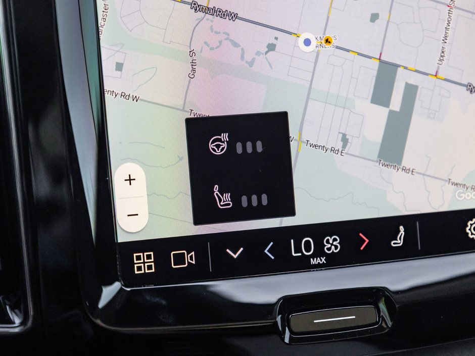 2025 Volvo XC60 Plus Dark Theme-23