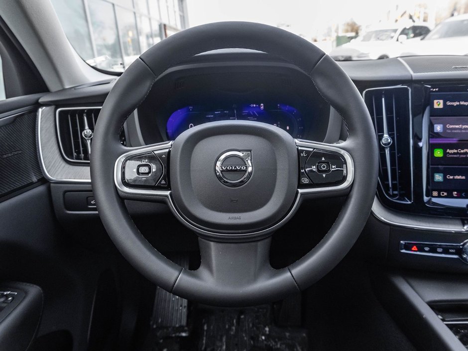 2025 Volvo XC60 Plus Dark Theme-9