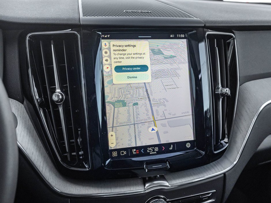 2025 Volvo XC60 Plus Dark Theme-13