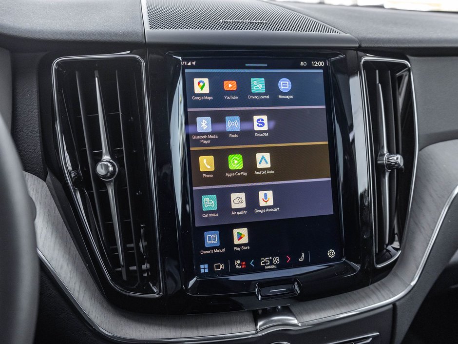 2025 Volvo XC60 Plus Dark Theme-23