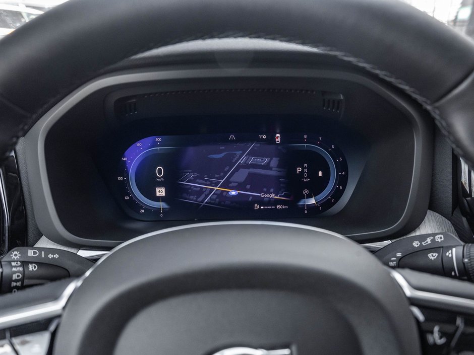 2025 Volvo XC60 Plus Dark Theme-11