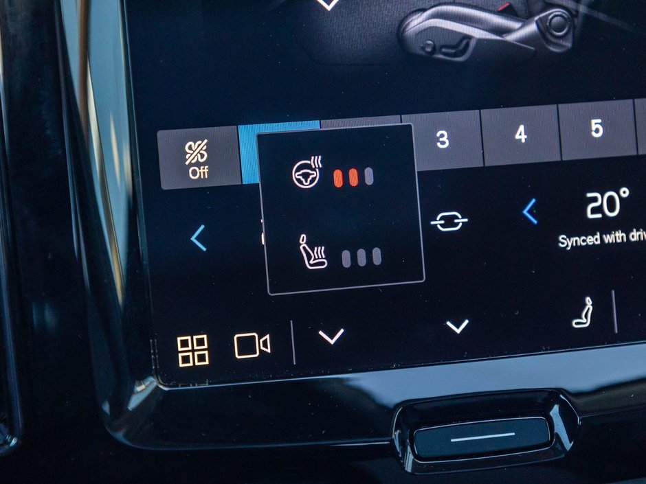 2025 Volvo XC60 Plus Dark Theme-21