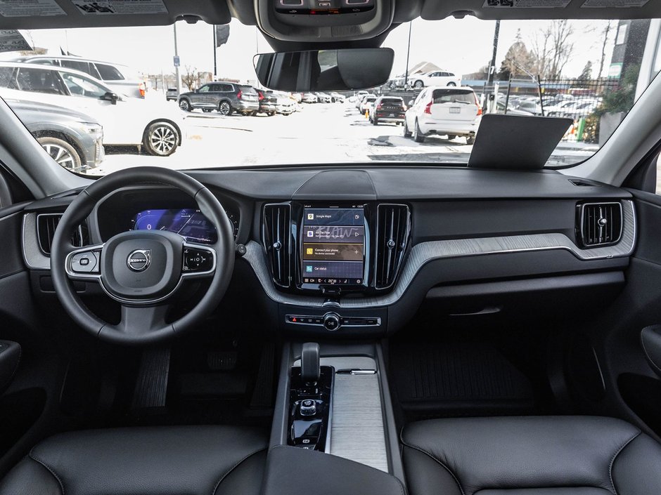 2025 Volvo XC60 Plus Dark Theme-26