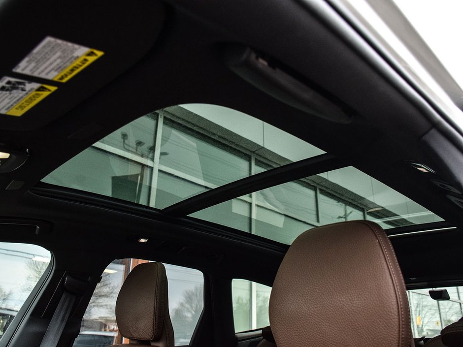 2025 Volvo XC60 Plus Dark Theme-22