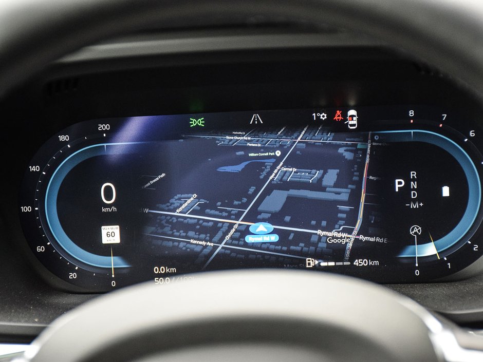 2025 Volvo XC60 Plus Dark Theme-12