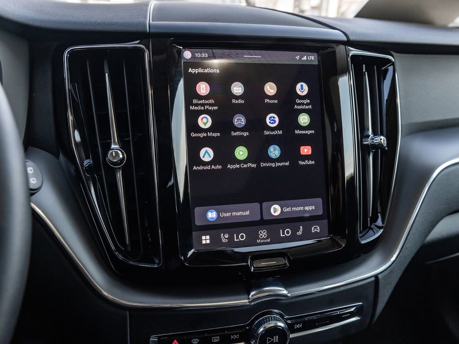 2025 Volvo XC60 Core Dark Theme-19