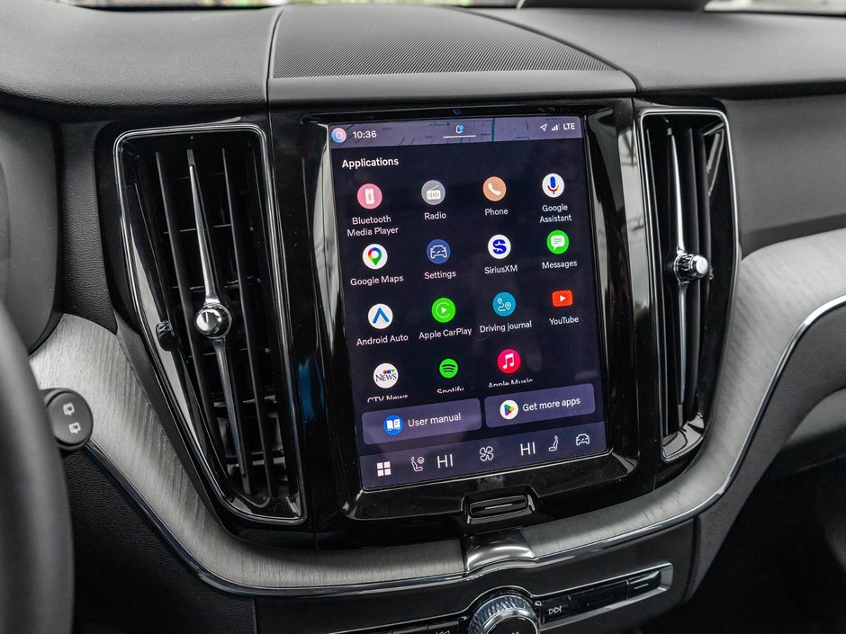 2025 Volvo XC60 Plus Dark Theme-22