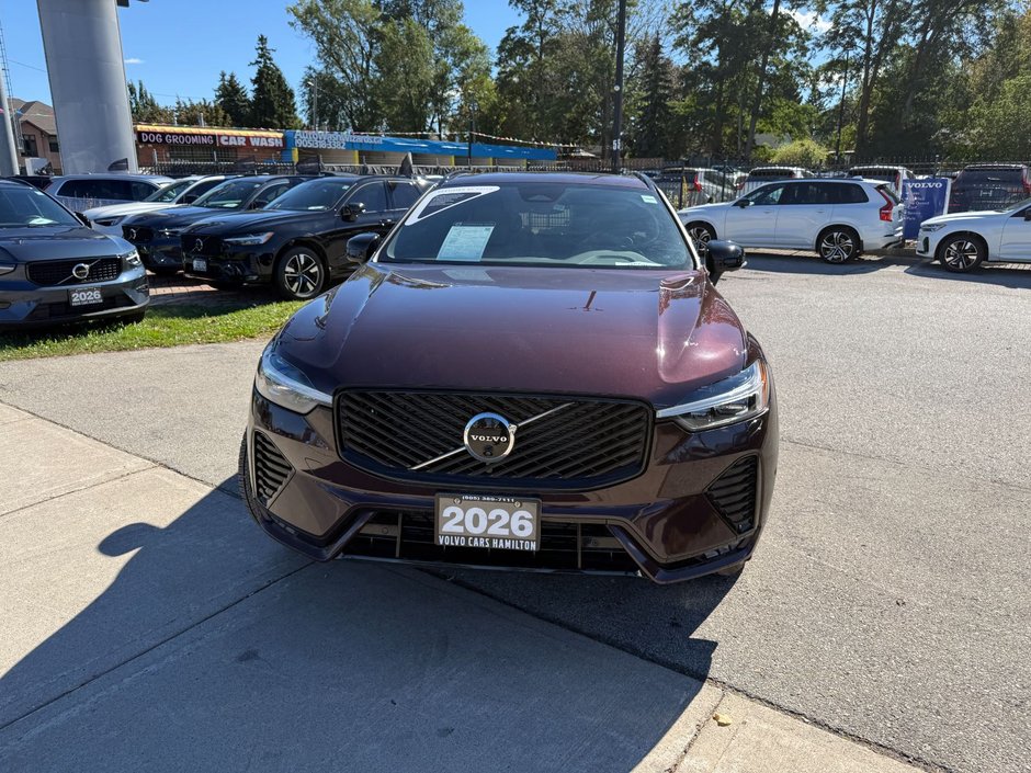 2026 Volvo XC60 Plus Dark Theme-2