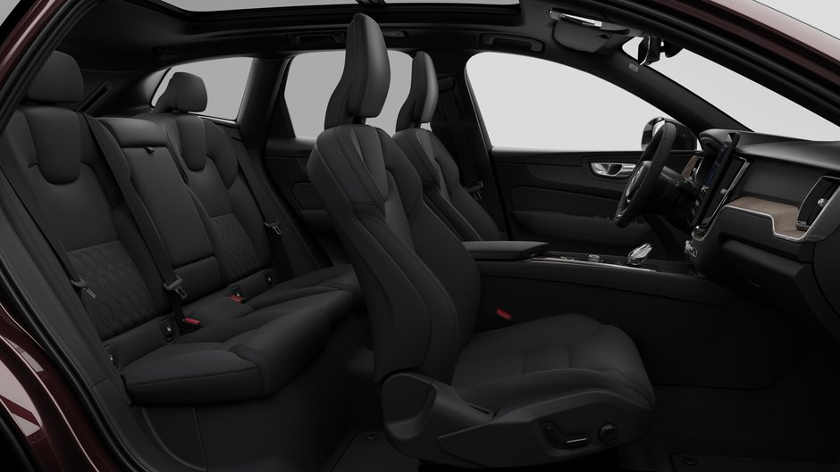2026 Volvo XC60 Plus Dark Theme-12