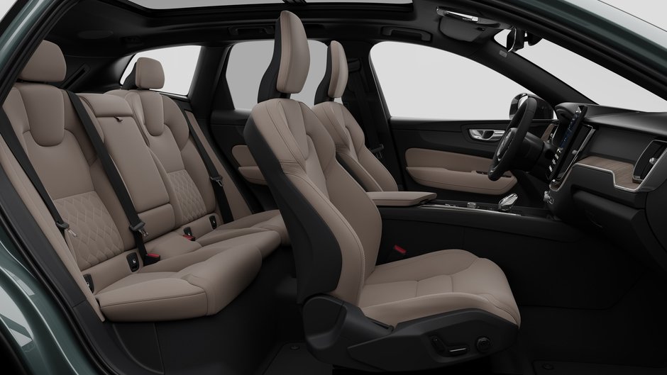 2027 Volvo XC60 Plus Dark Theme-12