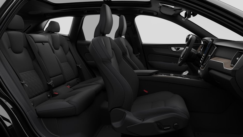 2027 Volvo XC60 Plus Dark Theme-12