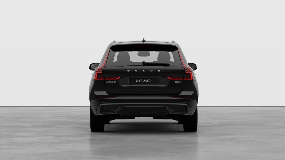 2027 Volvo XC60 Plus Dark Theme-5