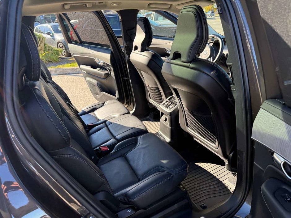 2025 Volvo XC90 Plug-In Hybrid Ultra Bright Theme-30