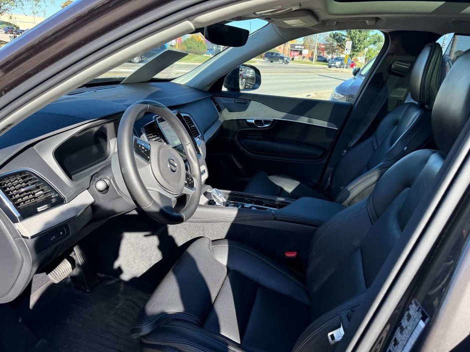 2025 Volvo XC90 Plug-In Hybrid Ultra Bright Theme-24