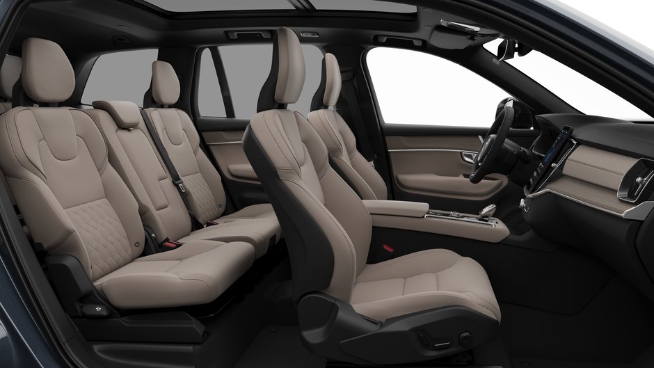 2026 Volvo XC90 PLUG-IN HYBRID Plus Dark Theme-12