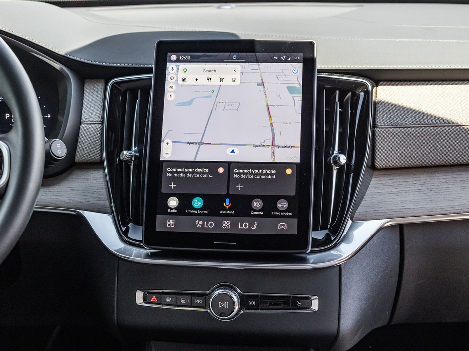 2026 Volvo XC90 Plug-In Hybrid Core Bright Theme-27