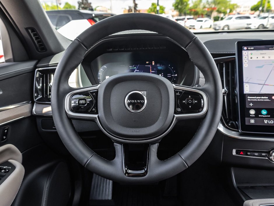 2026 Volvo XC90 Plug-In Hybrid Core Bright Theme-8