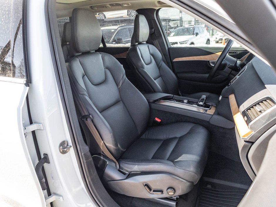 2024 Volvo XC90 Recharge Plus Bright Theme-27