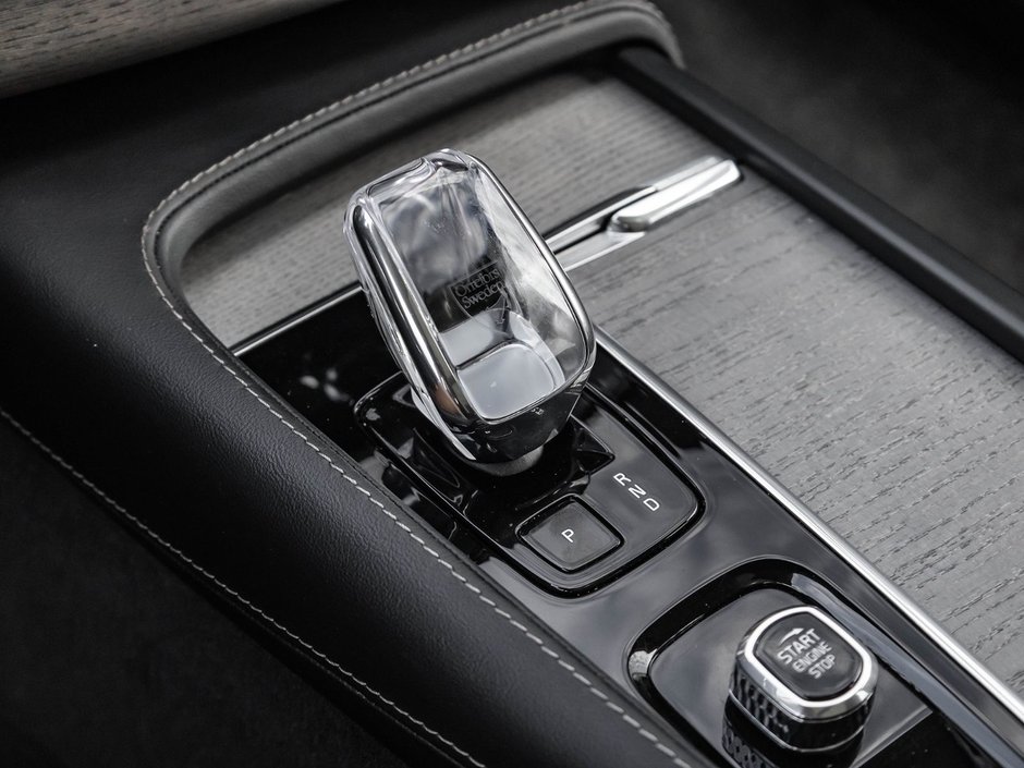 2024 Volvo XC90 Recharge Ultimate Bright Theme-21