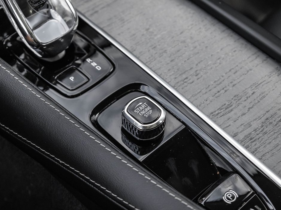2024 Volvo XC90 Recharge Ultimate Bright Theme-20