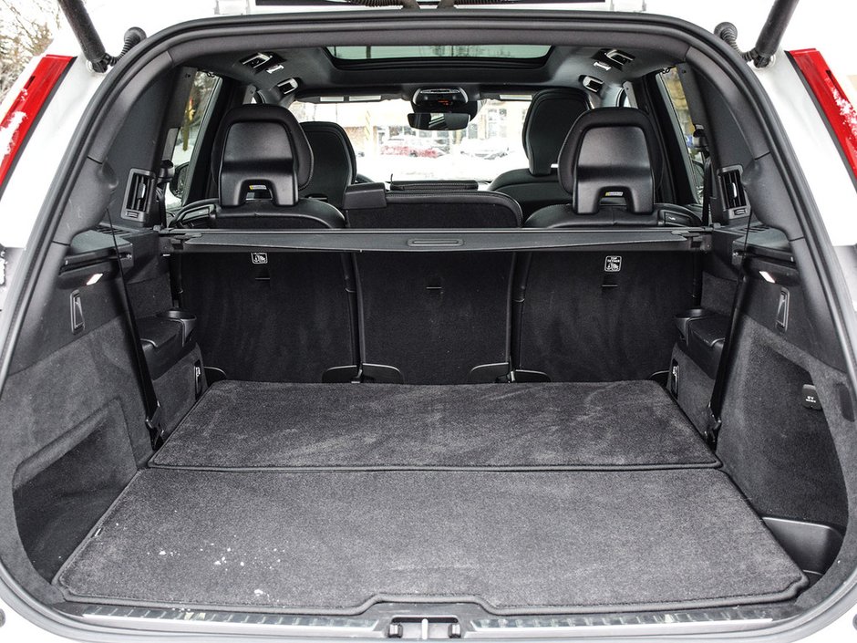 2022 Volvo XC90 R-Design-9