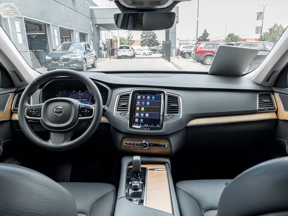 2024 Volvo XC90 Core Bright Theme-27