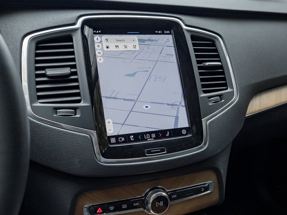 2024 Volvo XC90 Core Bright Theme-11