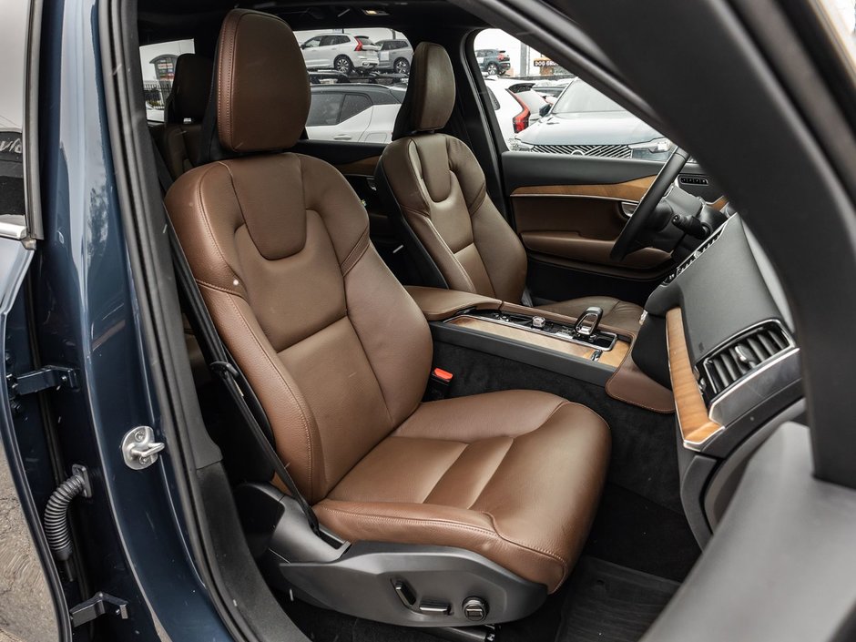 2024 Volvo XC90 Plus Bright Theme-22