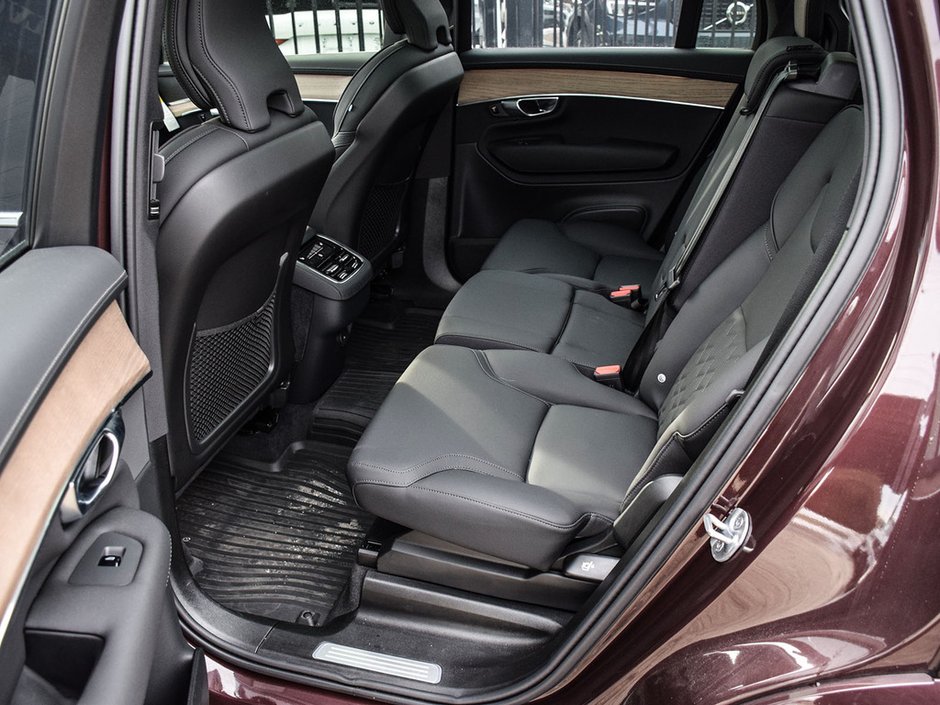 2025 Volvo XC90 Plus Bright Theme-8