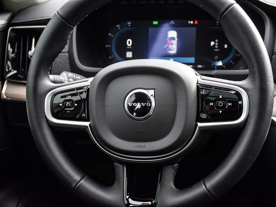 2025 Volvo XC90 Plus Bright Theme-13