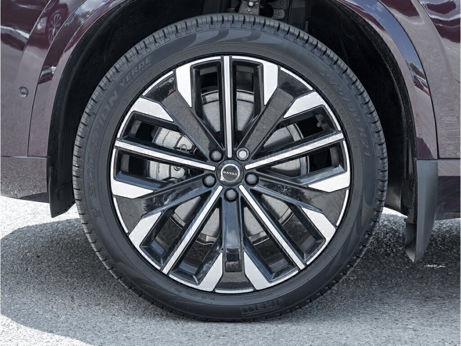 2025 Volvo XC90 Plus Bright Theme-3