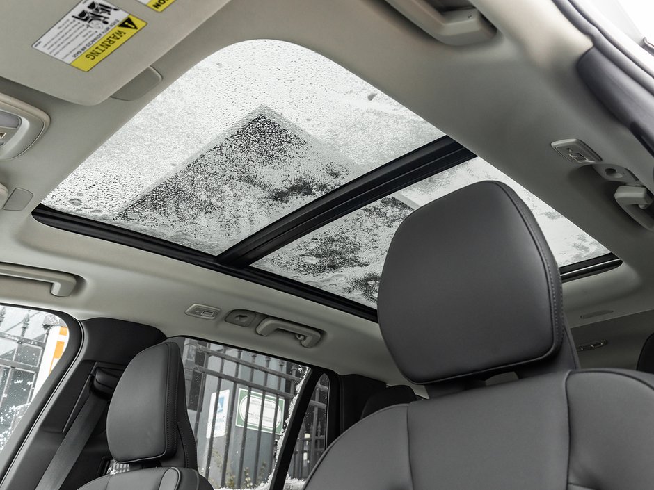 2025 Volvo XC90 Core Bright Theme-23