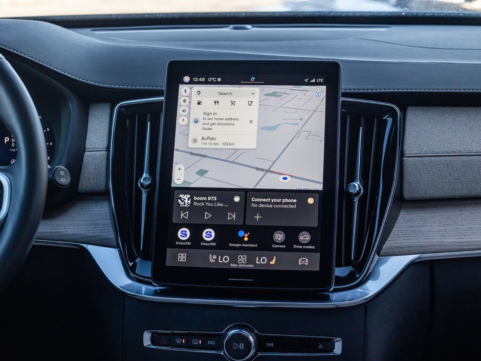 2025 Volvo XC90 Core Bright Theme-29