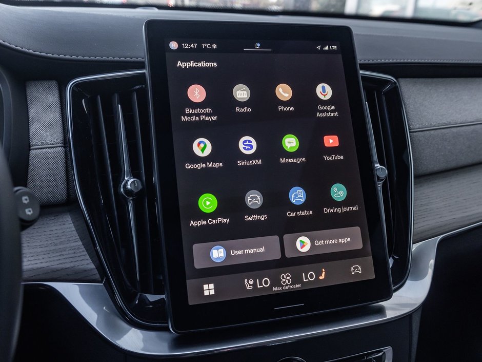 2025 Volvo XC90 Core Bright Theme-21