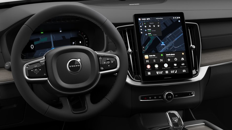 2026 Volvo XC90 Plus Dark Theme-13