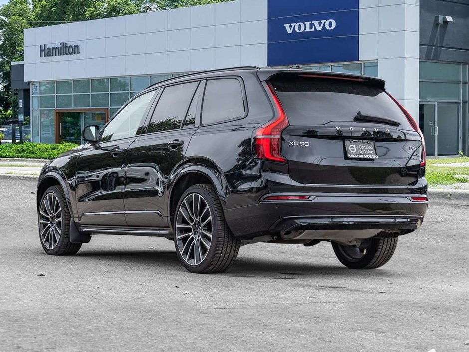 2026 Volvo XC90 Plus Dark Theme-5