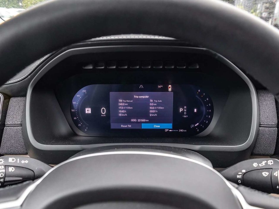 2026 Volvo XC90 Plus Dark Theme-10