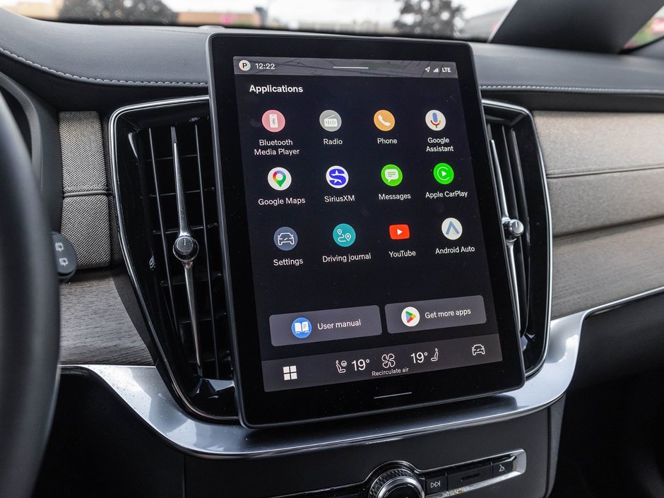 2026 Volvo XC90 Plus Bright Theme-19