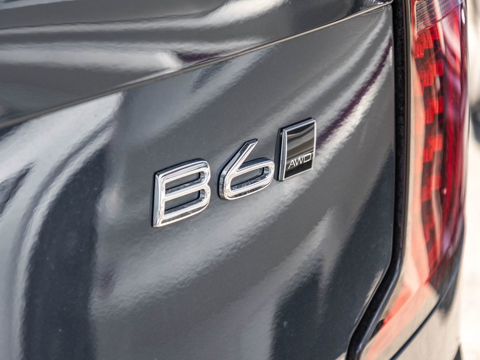 2026 Volvo XC90 Plus Dark Theme-6