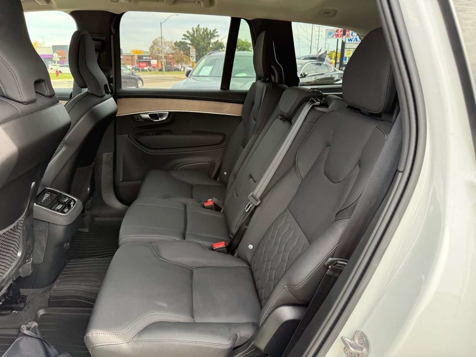 2026 Volvo XC90 Plus Dark Theme-15