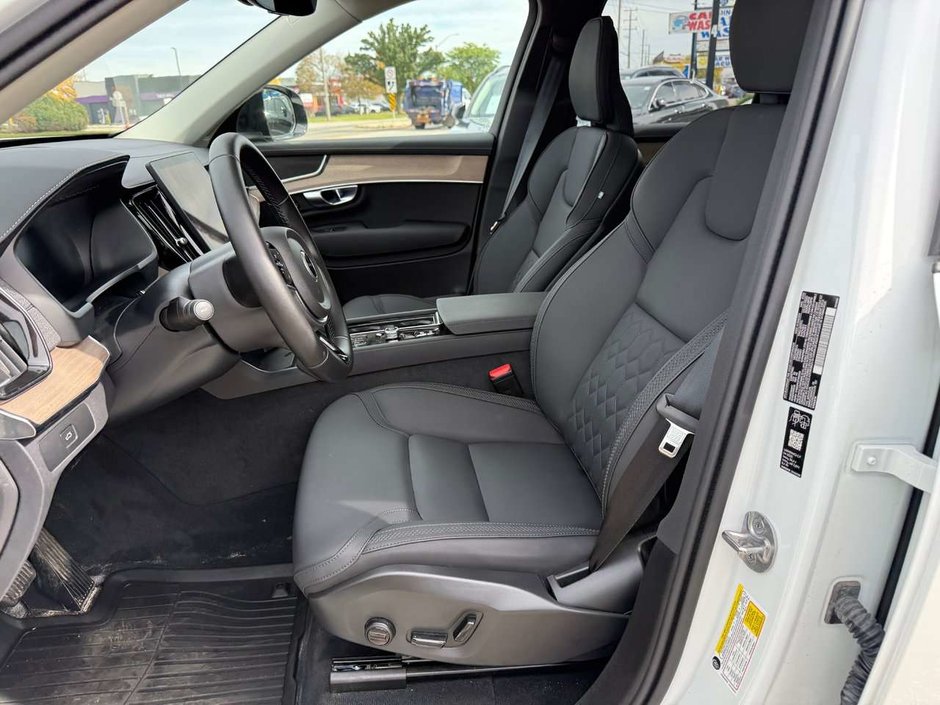 2026 Volvo XC90 Plus Dark Theme-13