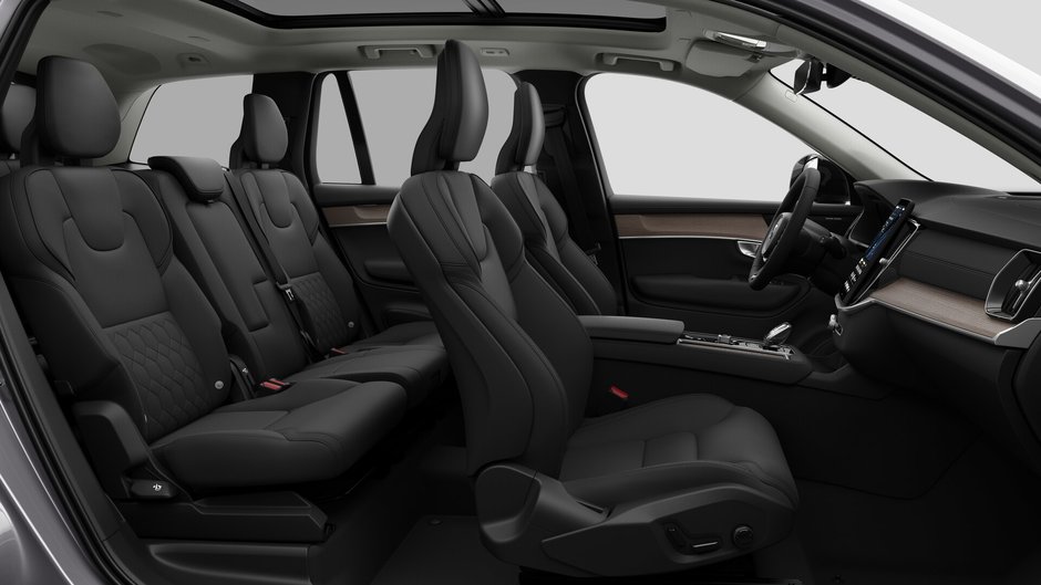 2027 Volvo XC90 Plus Dark Theme-12