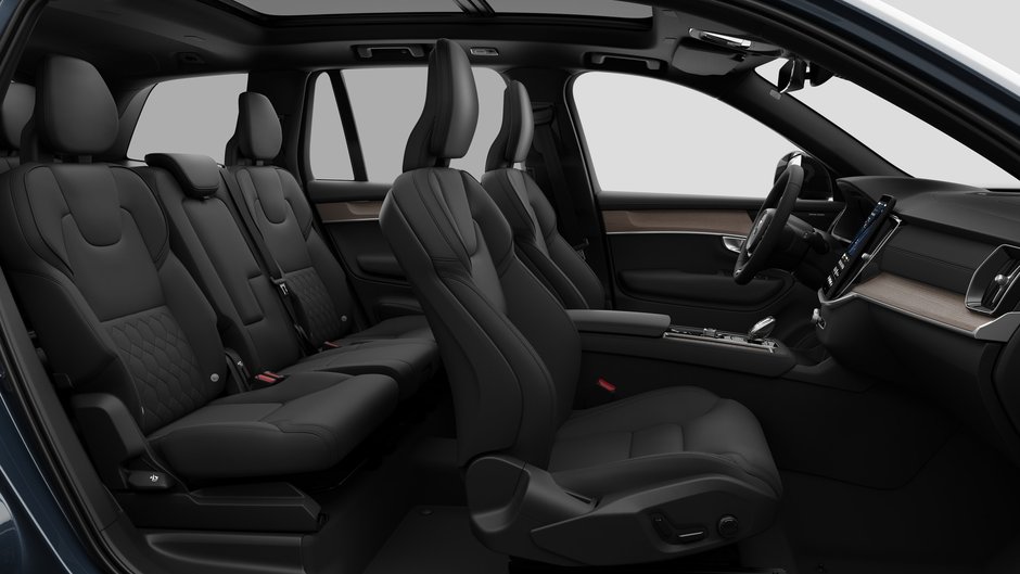 2027 Volvo XC90 Plus Dark Theme-12