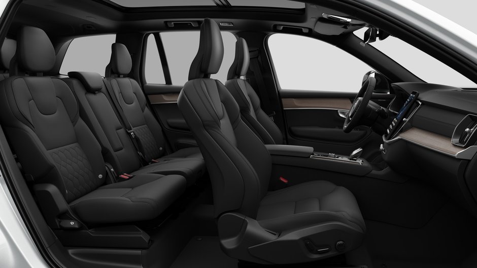 2027 Volvo XC90 Plus Dark Theme-12
