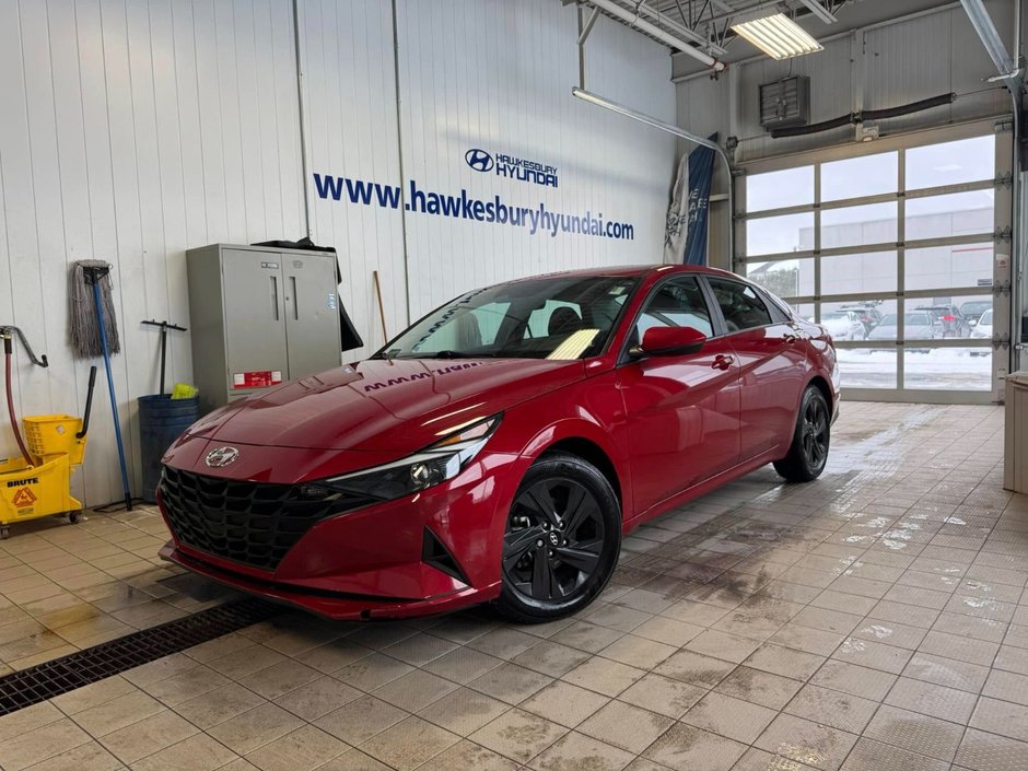 2021 Hyundai Elantra Preferred in Hawkesbury, Ontario