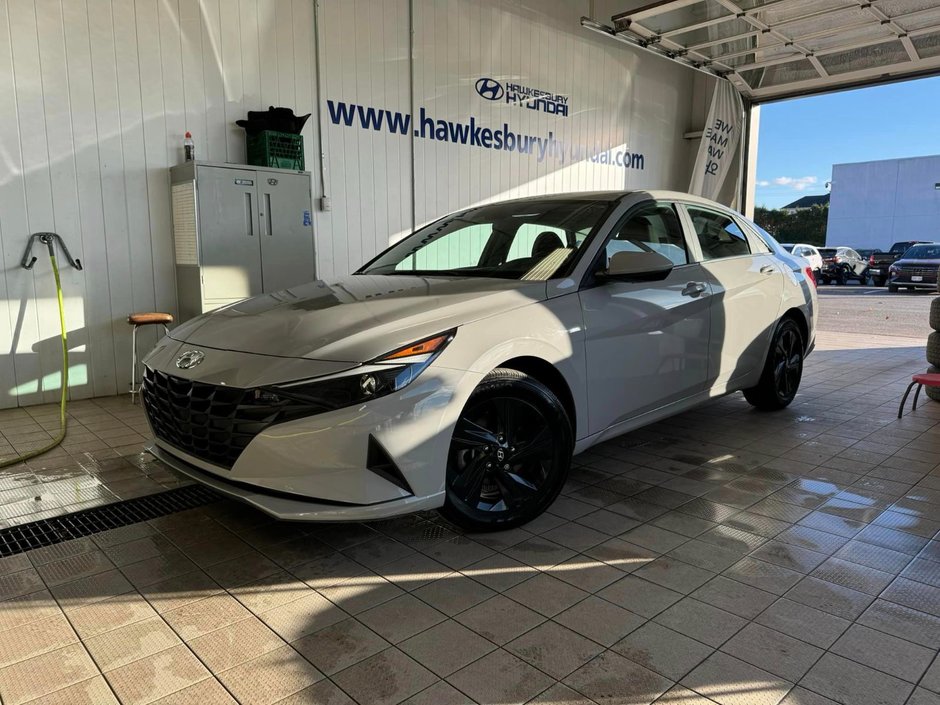 2023  Elantra Preferred in Hawkesbury, Ontario