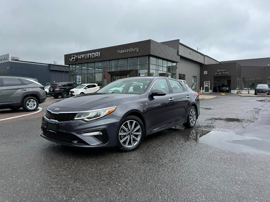 Optima  2019 à Hawkesbury, Ontario