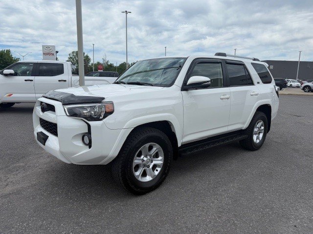 Toyota 4Runner SR5 2019 à Hawkesbury, Ontario