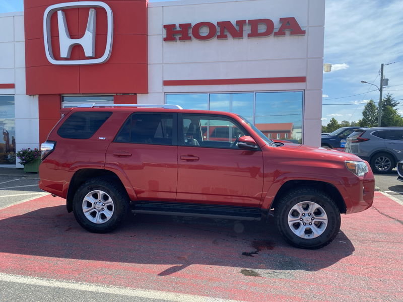 2016  4Runner SR5 in Newfoundland and Labrador, Newfoundland and Labrador