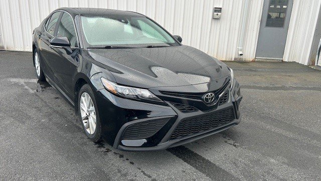 2021  Camry SE in Carbonear, Newfoundland and Labrador - w940px